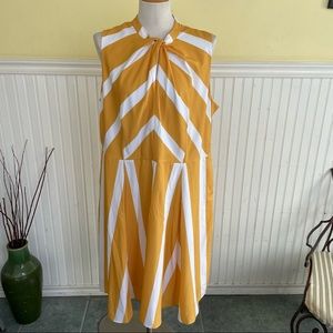 zapelle plus size 22-2x yellow and white sleeveless tunic sheath dress